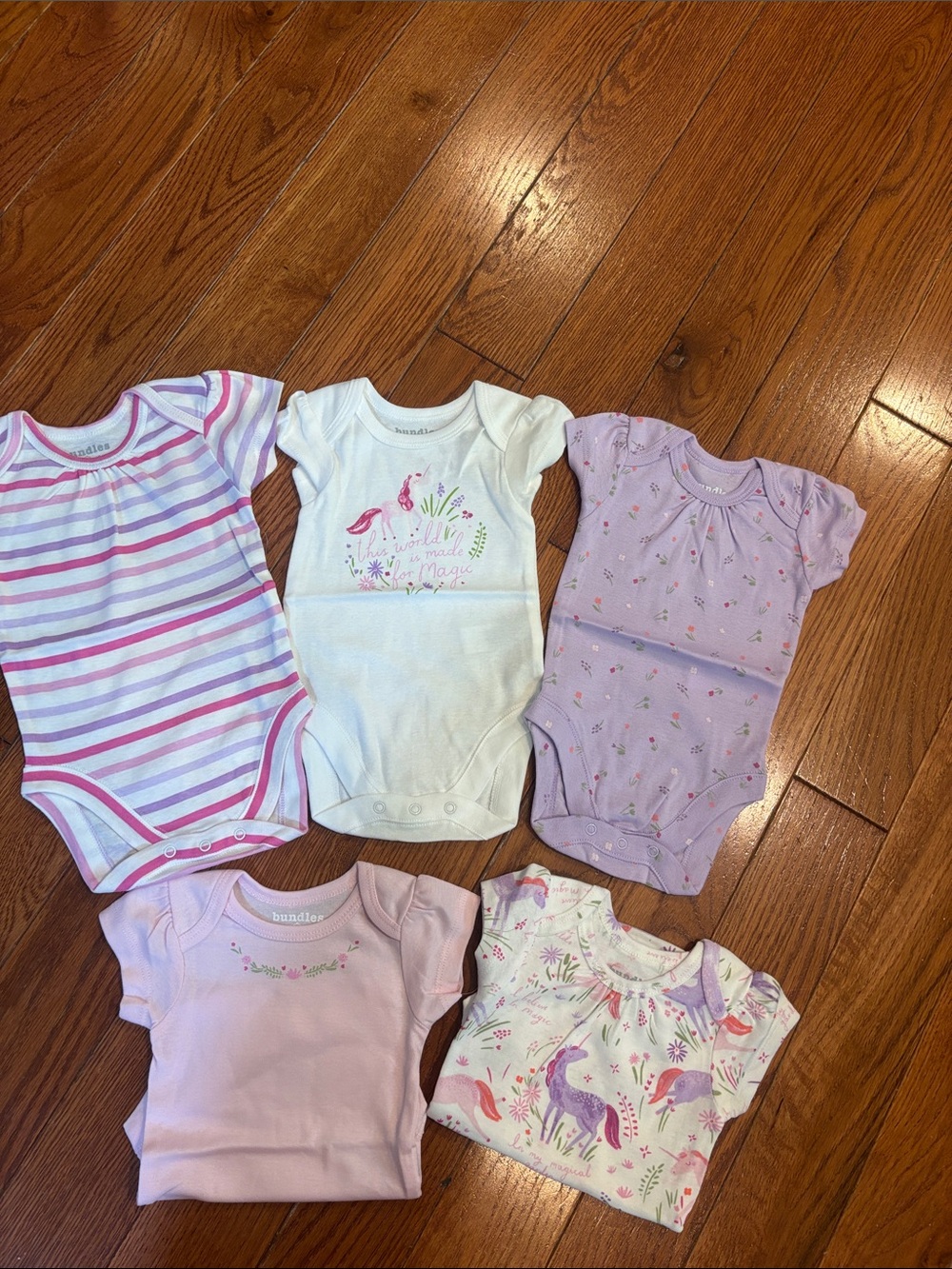 5 piece girls onesie 0/3 months nwt